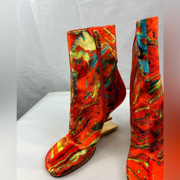 FENDI
Fendi First Printed Wedge Booties - Picture 4 of 10